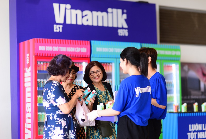 Cùng Vinamilk check-in metro Bến Thành - Suối Tiên