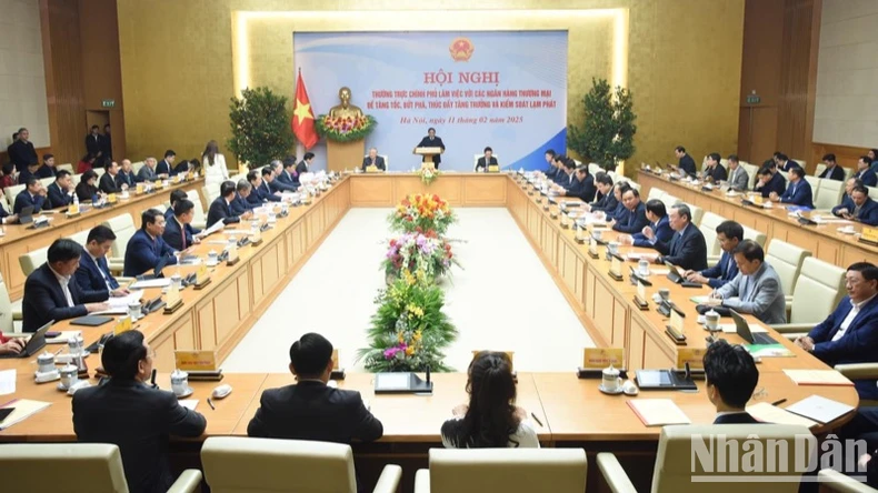 Thúc đẩy tăng trưởng, kiểm soát lạm phát