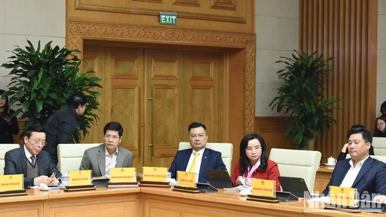 Thúc đẩy tăng trưởng, kiểm soát lạm phát