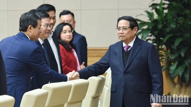 Thúc đẩy tăng trưởng, kiểm soát lạm phát