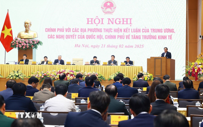 Thủ tướng Phạm Minh Chính chủ trì Hội nghị Chính phủ với các địa phương về thúc đẩy tăng trưởng kinh tế