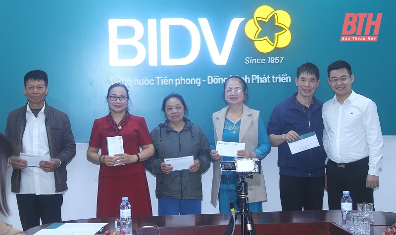 BIDV Trung Sơn Thanh Hóa tổ chức quay số trúng thưởng đợt 1 chương trình khuyến mãi “Đón tên mới - Nhận lộc lớn”