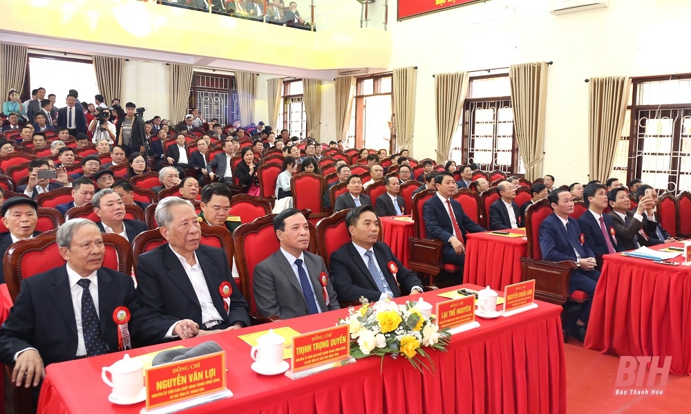 Huyện Thiệu Hóa công bố đạt chuẩn nông thôn mới nâng cao