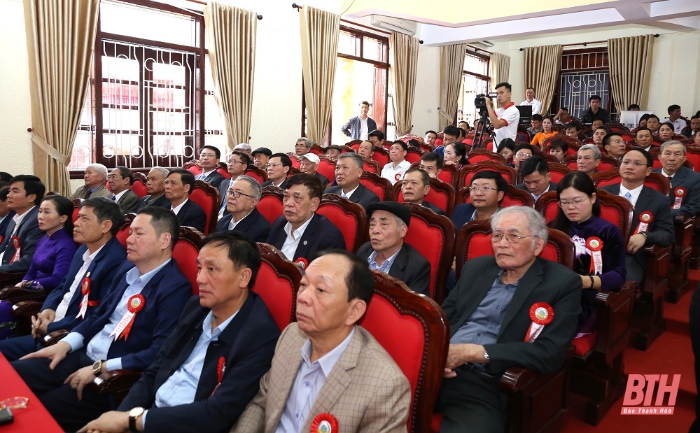 Huyện Thiệu Hóa công bố đạt chuẩn nông thôn mới nâng cao