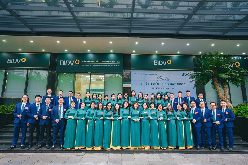 Đảng bộ BIDV Lam Sơn tăng tốc, bứt phá, quyết tâm hoàn thành thắng lợi các mục tiêu nhiệm kỳ 2025-2030