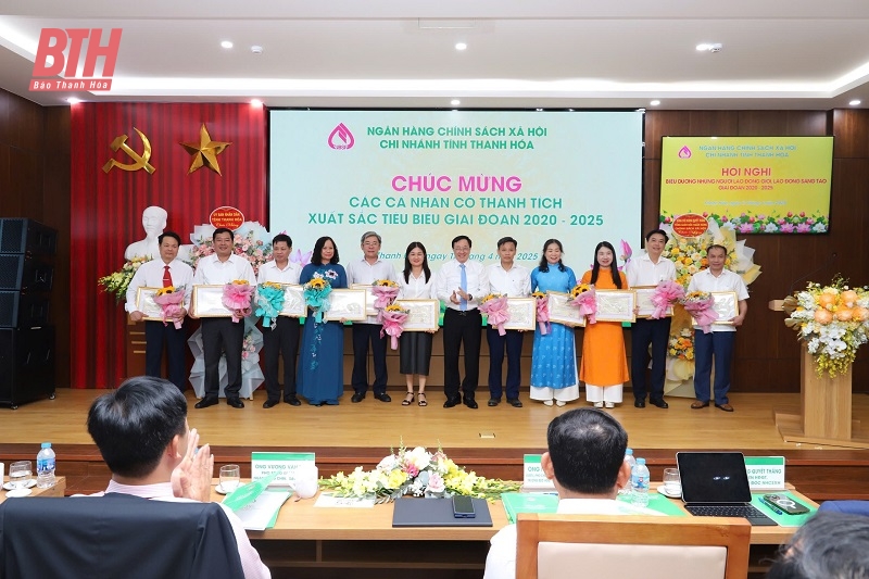 Công tác thi đua khen thưởng góp phần nâng cao hiệu quả hoạt động tín dụng chính sách