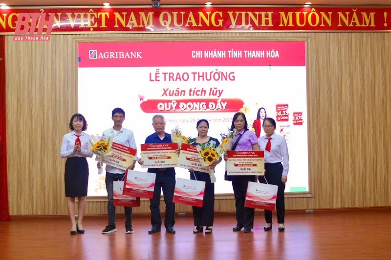 Agribank Thanh Hóa trao thưởng chương trình “Xuân tích lũy - Quỹ đong đầy”