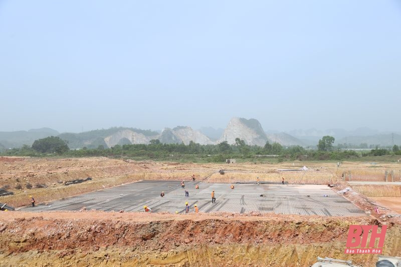 Giữ nhịp công trường