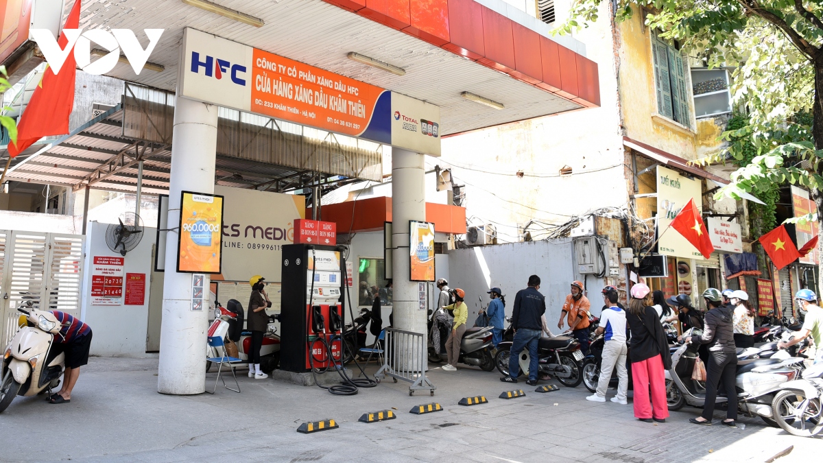 Giá xăng, dầu đồng loạt tăng từ chiều nay (24/4)