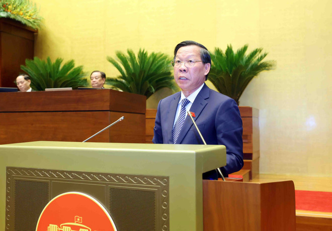 Họp Quốc hội: Giá vàng biến động khó lường, quản lý thị trường vàng còn hạn chế